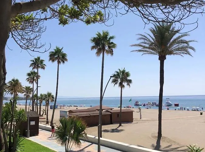 La Rada Centro * إِستيبونا